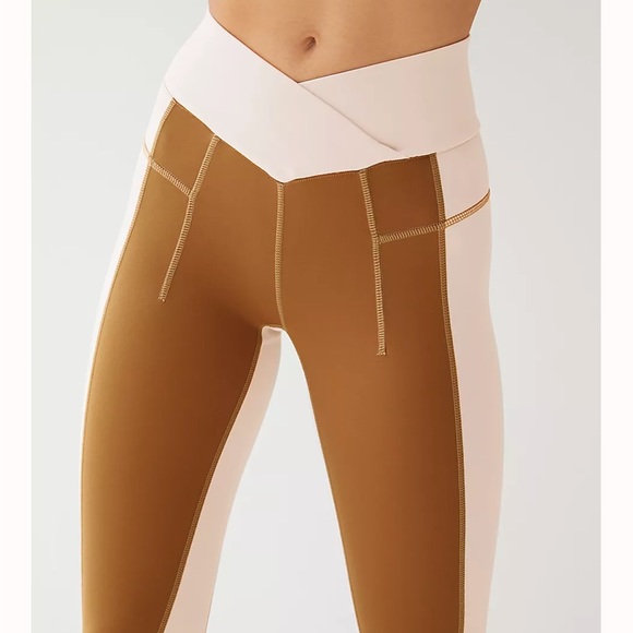 NEW 2 Piece Free People High-Rise Rebel Leggings and Matching Sports Bra - Picture 5 of 9